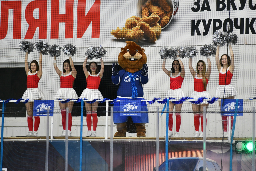 С наступающим Новым годом!